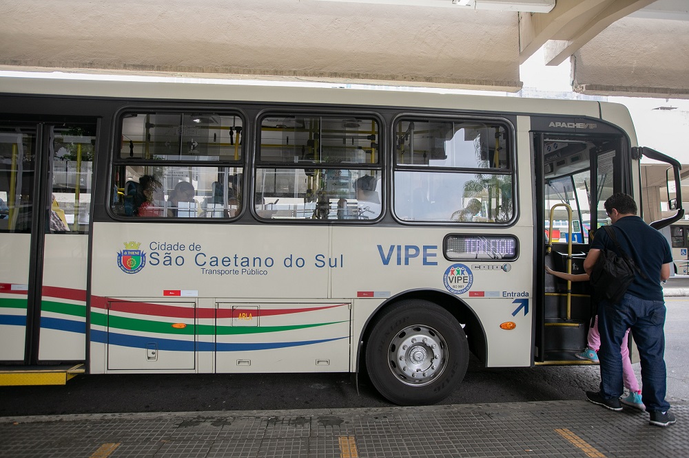 Tarifa zero em ônibus dobrou o número de usuários diários em São Caetano do Sul