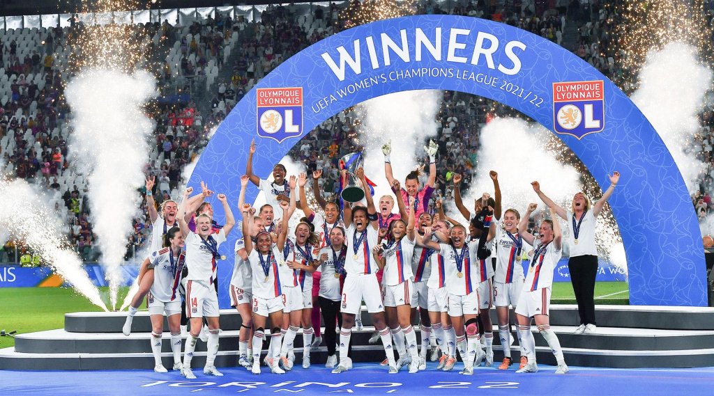 Pelé parabeniza Lyon pelo título da Champions Feminina: ‘Um espetáculo’