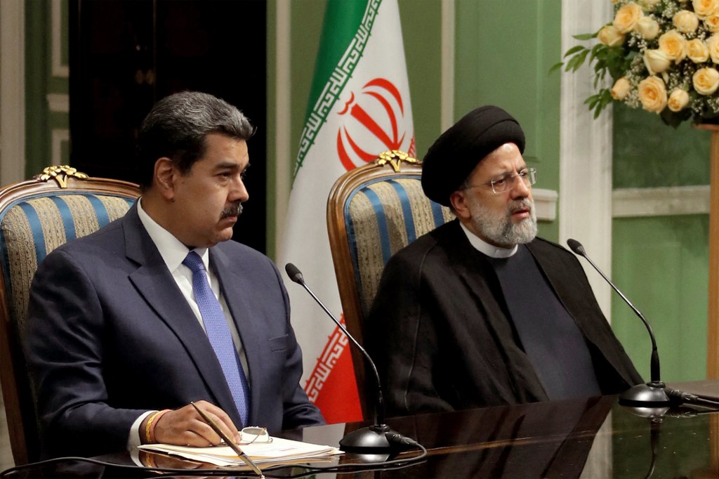 Irã e Venezuela assinam acordo de cooperação de 20 anos em diversas áreas