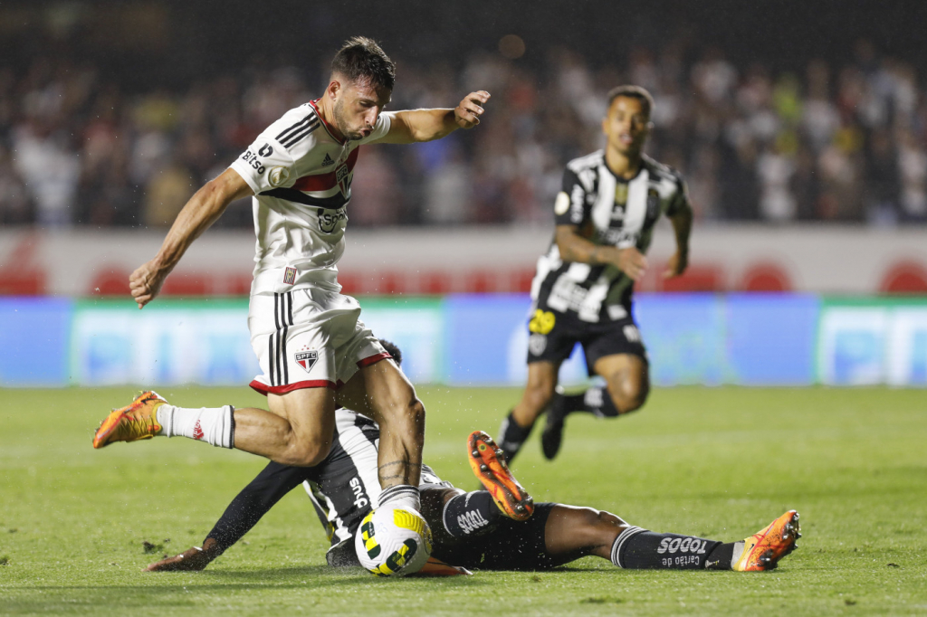 Brasileirão: São Paulo empata com o Atlético-MG em disputa por vaga direta à Libertadores