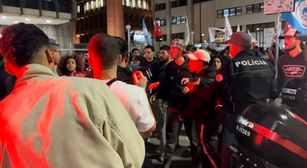 Integrantes do MBL são agredidos durante manifestação em São Paulo