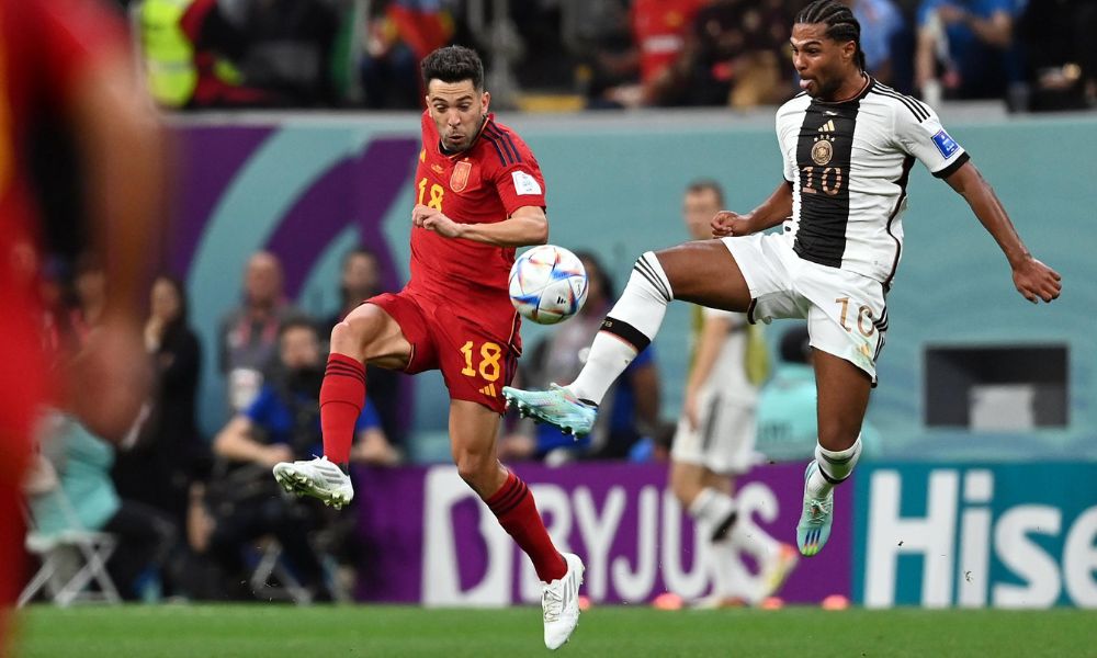 Alemanha arranca empate contra Espanha e ganha fôlego na Copa do Mundo