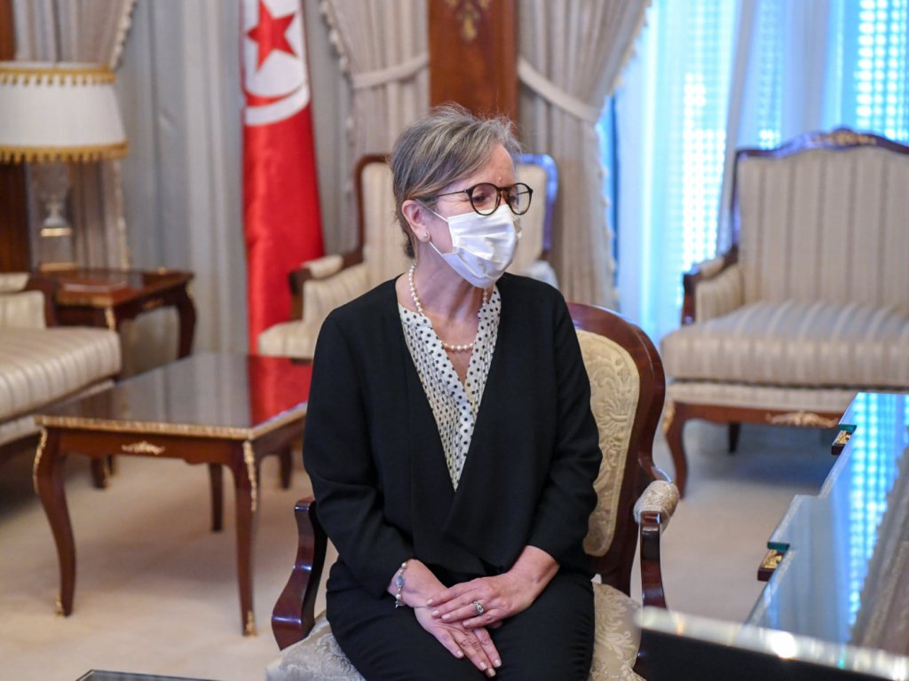 Tunísia indica mulher para cargo de premiê pela primeira vez na história