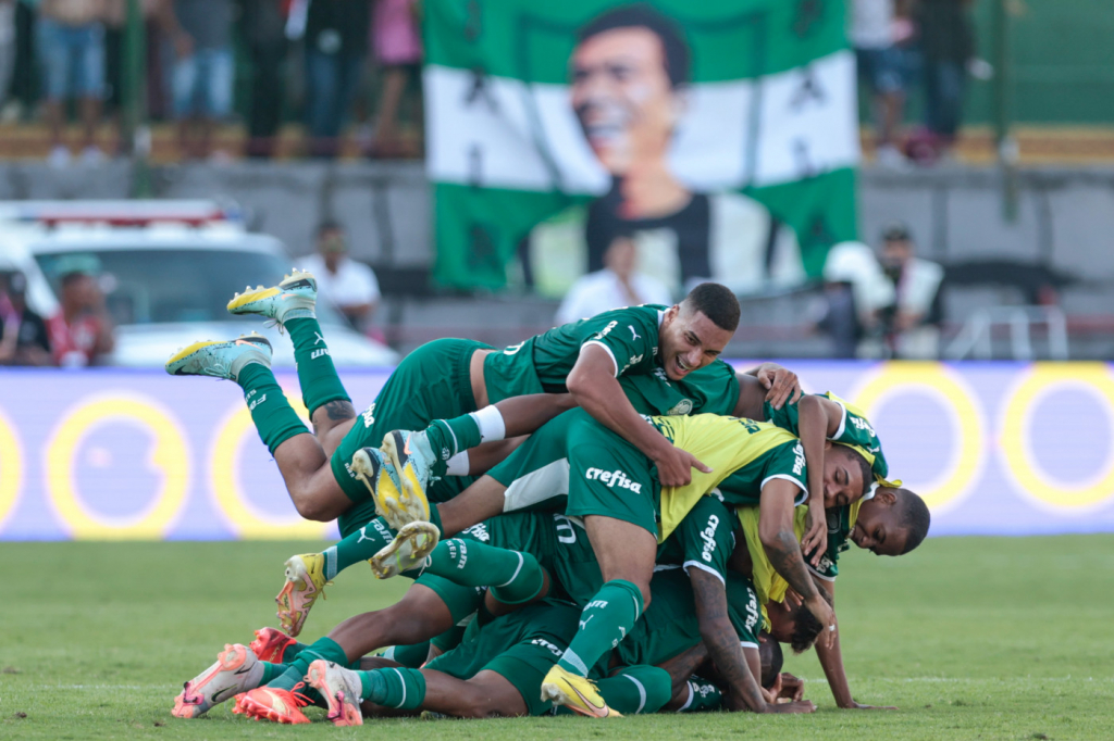 Palmeiras faz gol no fim, vence o América-MG e conquista bicampeonato da Copinha