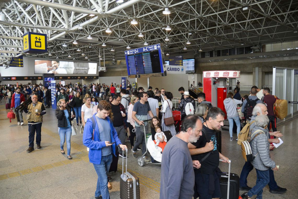 Prefeitura do Rio de Janeiro estuda criar conexão marítima entre aeroportos Santos Dumont e Galeão