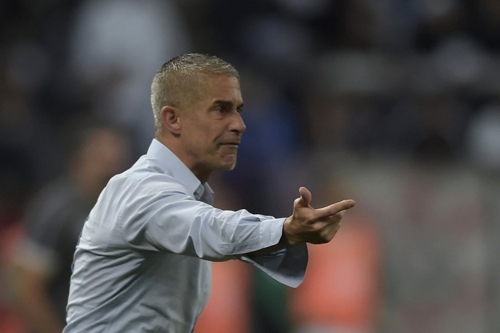 ‘Fazia tempo que o Corinthians não estava em condições de se classificar para Libertadores’, diz Sylvinho