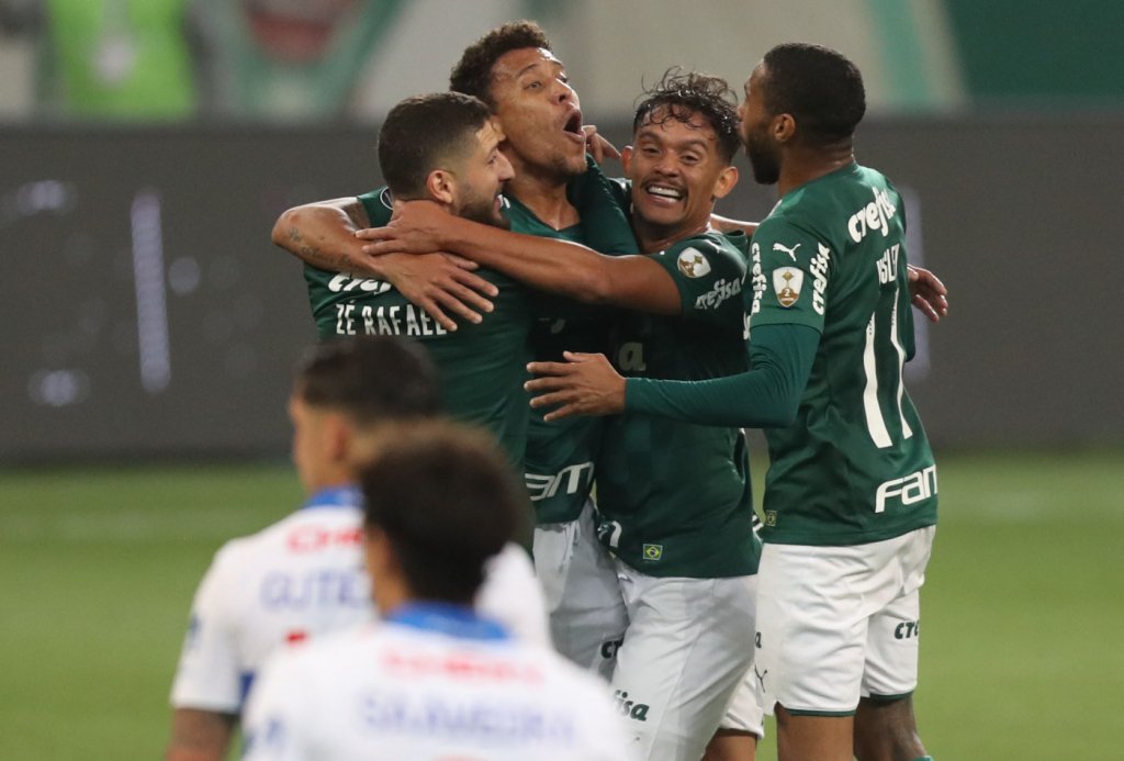Palmeiras vence Universidad Católica e enfrentará São Paulo nas quartas da Libertadores