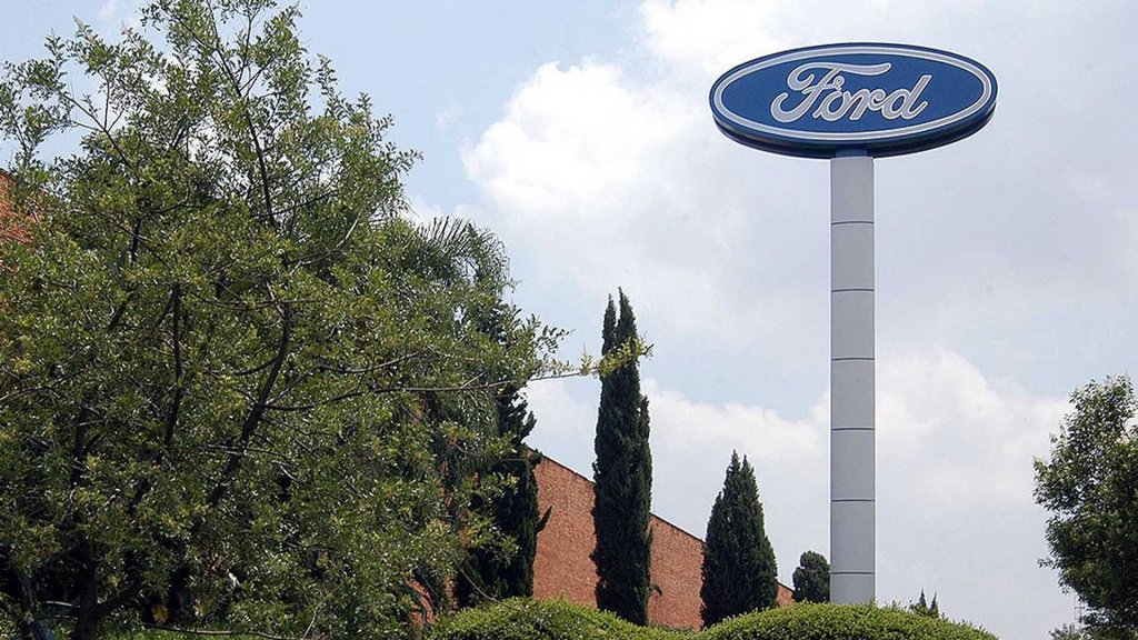Justiça proíbe demissão de funcionários da Ford em fábrica de Camaçari