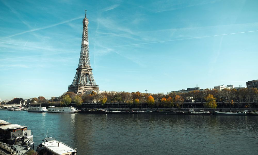Rio Sena esteve limpo o suficiente para nadar na maioria dos últimos 12 dias, diz prefeitura de Paris