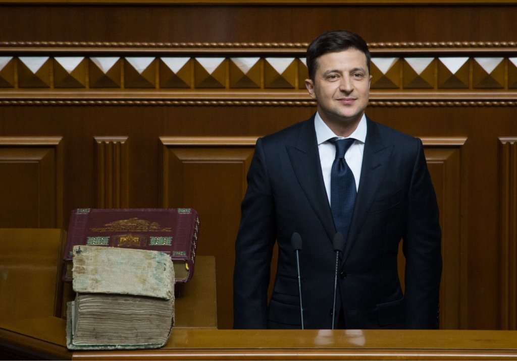 Presidente da Ucrânia determina a convocação de militares da reserva