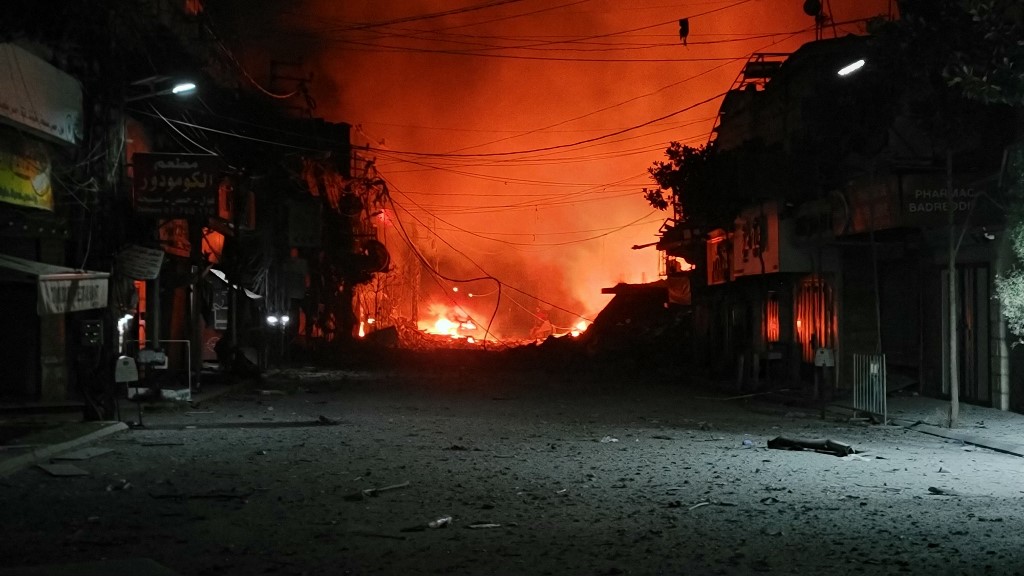 Israel ordena evacuação de prédios no leste e no sul do Líbano, após atacar 150 alvos 