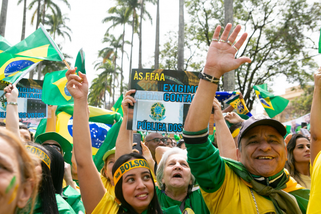 Aliados de Bolsonaro comemoram adesão ao 7 de setembro; oposição não vê margem para crescimento nas pesquisas