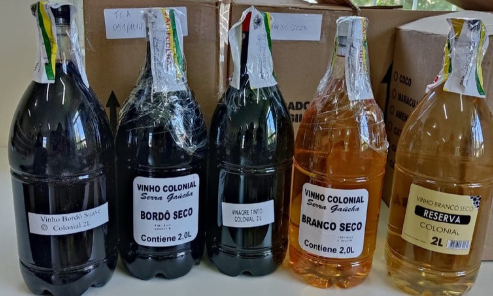Ministério da Agricultura apreende 73 mil litros de bebidas irregulares em Santa Catarina