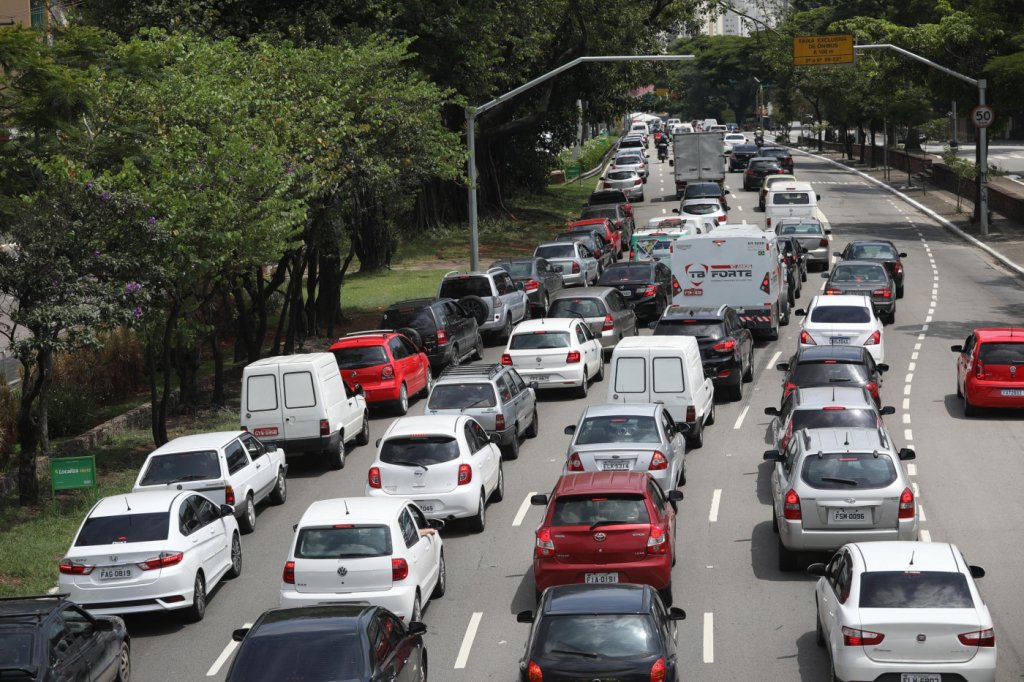 Rodízio de veículos é suspenso em São Paulo a partir desta segunda-feira