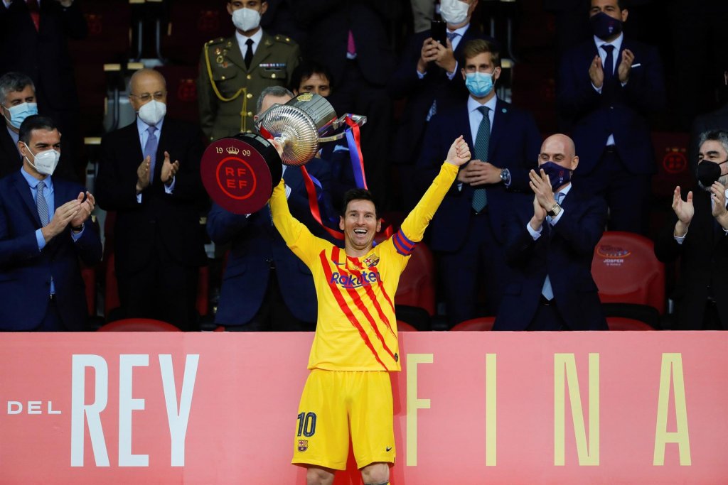Barcelona é campeão da Copa do Rei e Messi comemora: ‘Muito especial’