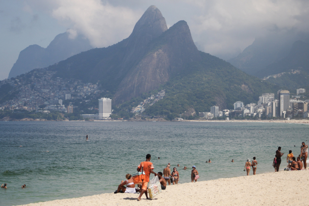 Cenas de desrespeito marcam fim de semana de recesso prolongado no Rio de Janeiro