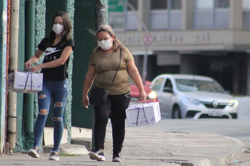 Prefeitura de São Paulo mantém obrigatoriedade de máscara em locais abertos