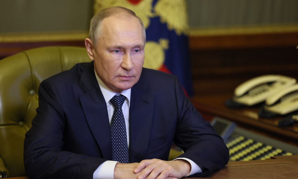 Putin diz que ataques são uma resposta dura à Ucrânia e ameaça endurecer bombardeios