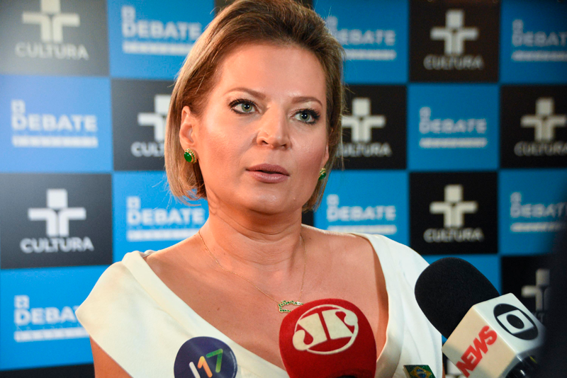 Joice Hasselmann diz que Bolsonaro deve perder apoio do Centrão até outubro: ‘É uma base alugada’