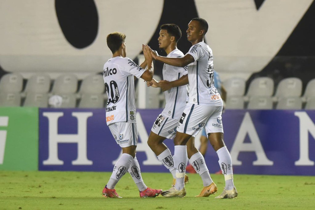Santos faz 2 a 1 contra o Ituano e vence primeira no Campeonato Paulista