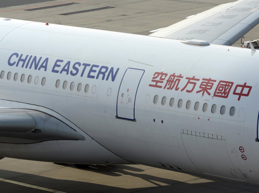Veja imagens da queda do Boeing 737 da China Eastern Airlines