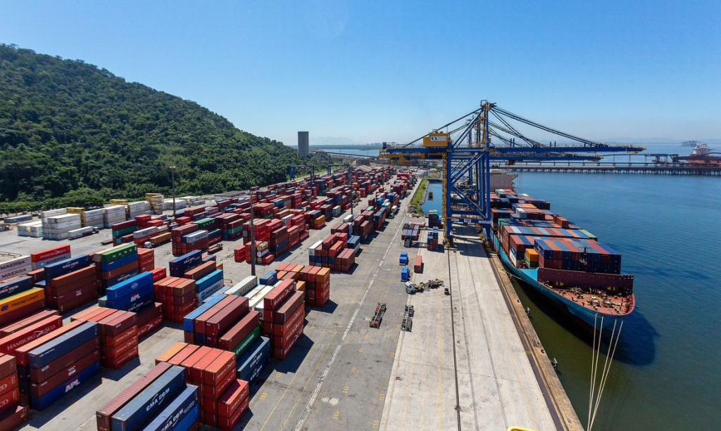 Especialistas divergem sobre ampliação de negócios entre Brasil e China