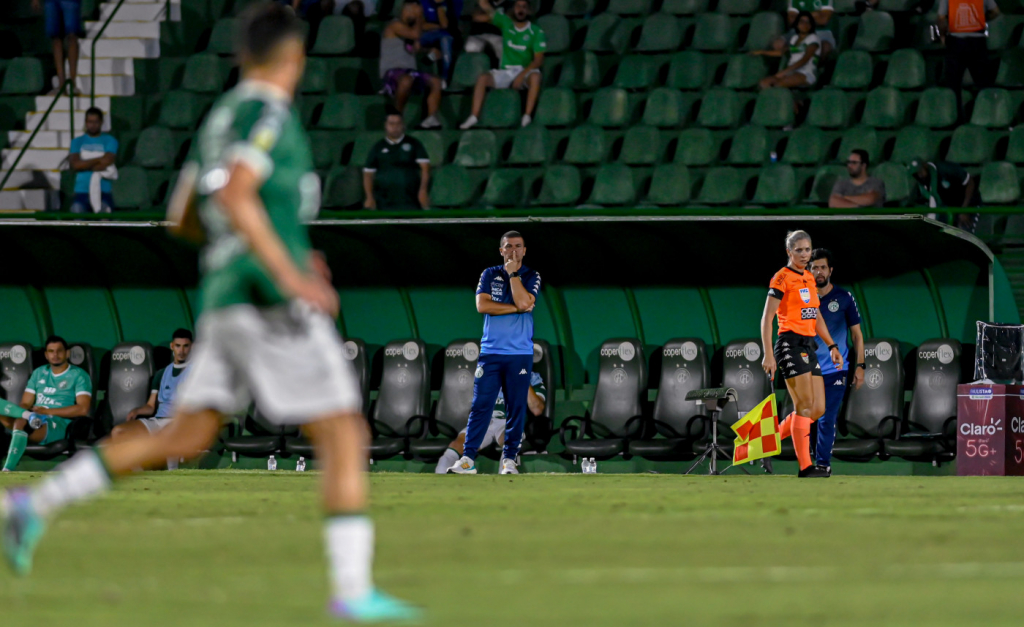 Após nova derrota no Paulistão, Guarani confirma saída do técnico Umberto Louzer