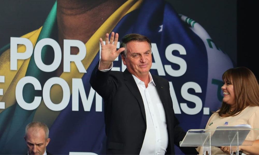 ‘Enquanto a morte não chegar, serei uma alternativa para o Brasil’, diz Bolsonaro