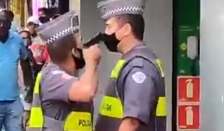 PM que protagonizou vídeo apontando arma para superior é preso em flagrante