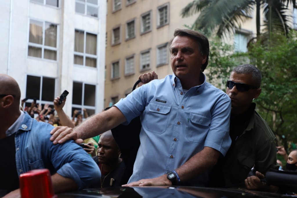 Governo de SP multa Bolsonaro e 13 aliados do presidente em ato na Avenida Paulista