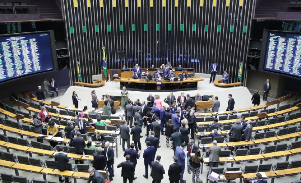 Câmara conclui votação do Mover; ‘taxa das blusinhas’ e incentivos a montadoras vão à sanção de Lula