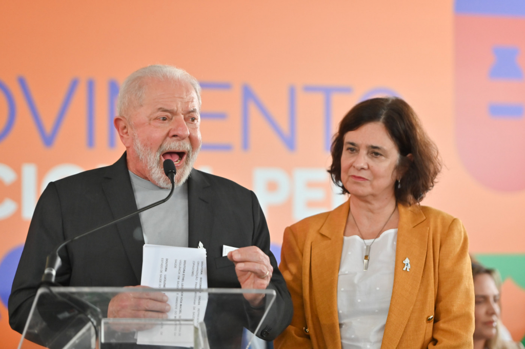 ‘Saúde não pode ser refém do teto de gastos’, diz Lula em anúncio sobre volta do Mais Médicos