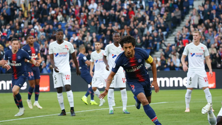 Após assaltos, Paris Saint-Germain reforçará segurança nas casas dos jogadores