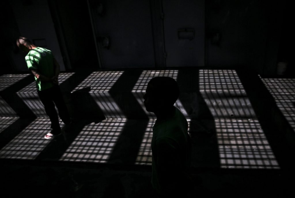 No Brasil, 34,7% dos presos ainda não foram julgados, apontam dados do Infopen