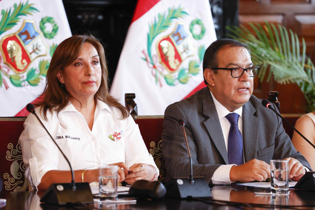 Presidente do Peru culpa imigrantes ilegais pela criminalidade e promete aumentar ‘controle de estrangeiros’