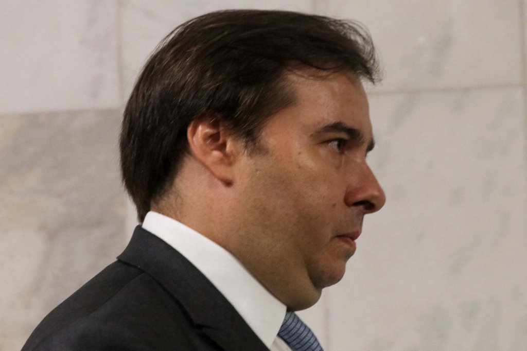 Bancada do DEM na Câmara delibera por pedido de expulsão de Rodrigo Maia