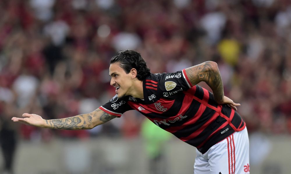Flamengo vence Millonarios, fica em 2º no grupo e garante vaga nas oitavas da Libertadores