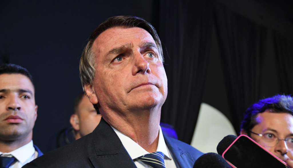 Bolsonaro pede ‘empenho’ dos prefeitos na reta final do 2º turno: ‘Dá para virar voto’