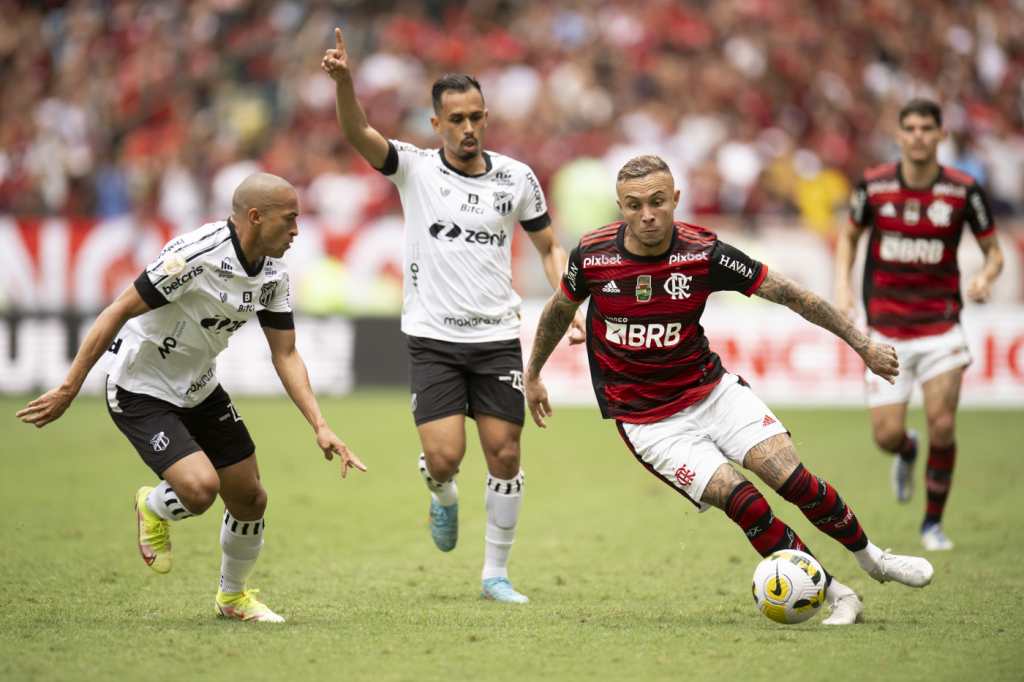 Flamengo empata com o Ceará em casa e perde chance de se aproximar do líder Palmeiras