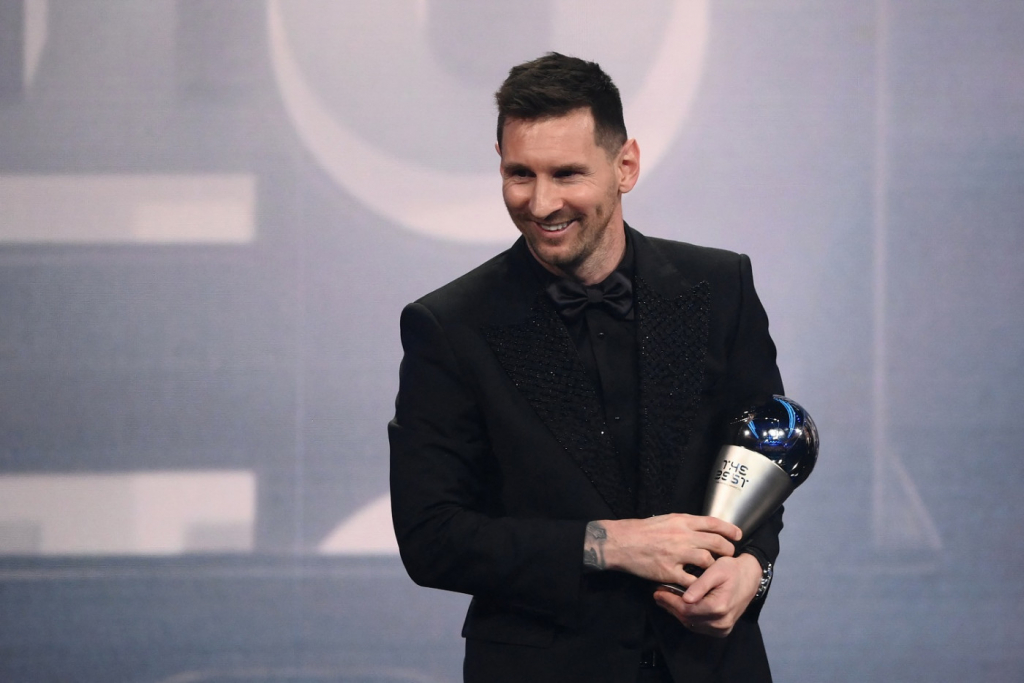 The Best 2022: Lionel Messi é eleito o melhor do mundo da Fifa pela sétima vez 