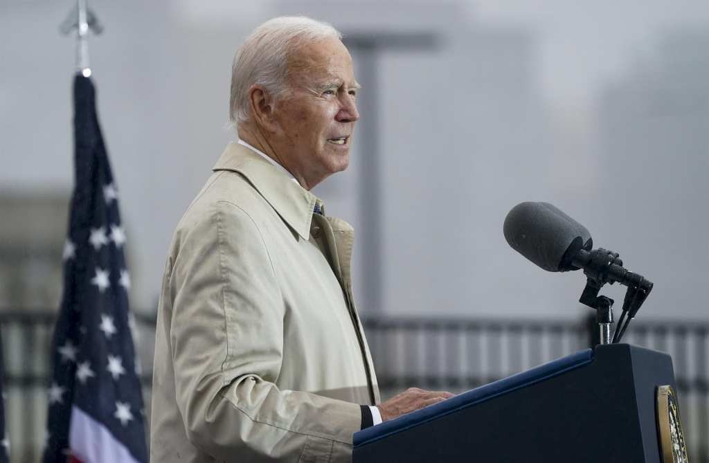 Biden homenageia vítimas, cita Elizabeth II e fala em combater terrorismo no aniversário do 11 de setembro 