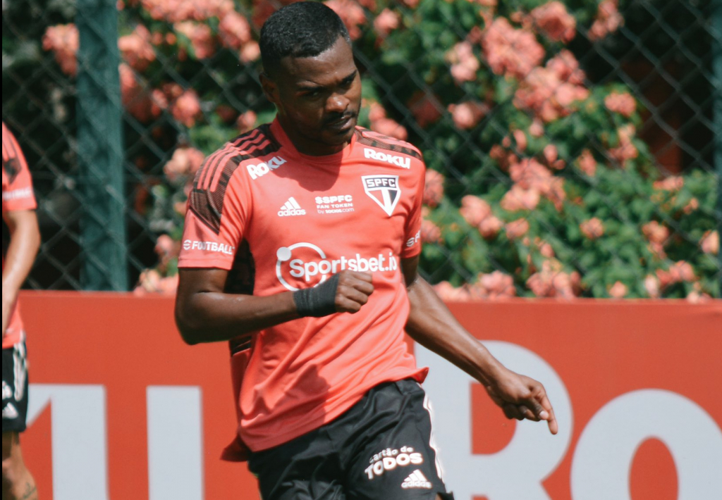 Nikão e Talles voltam aos treinos e podem reforçar o São Paulo na Copa Sul-Americana