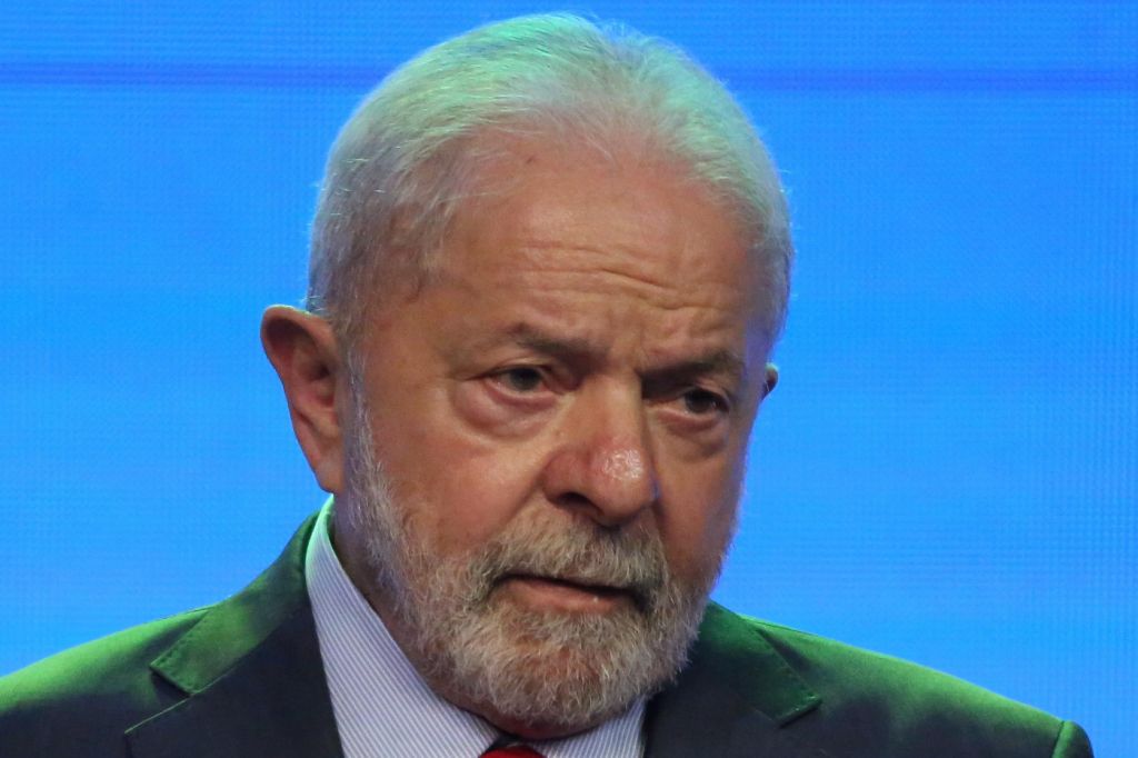Padilha diz que Lula está ótimo, mas volta ao Planalto ainda não tem data definida