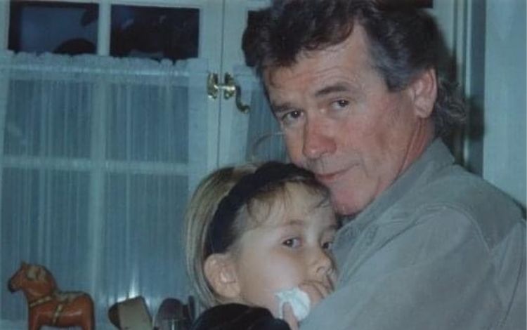 Filha de John Reilly presta homenagem ao pai, morto aos 84 anos