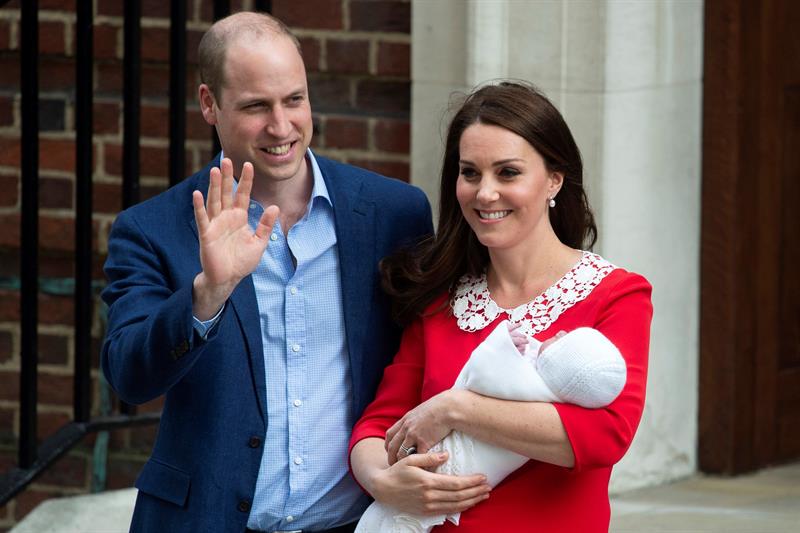 Kate Middleton se sente traída por príncipe Harry após documentário, diz site