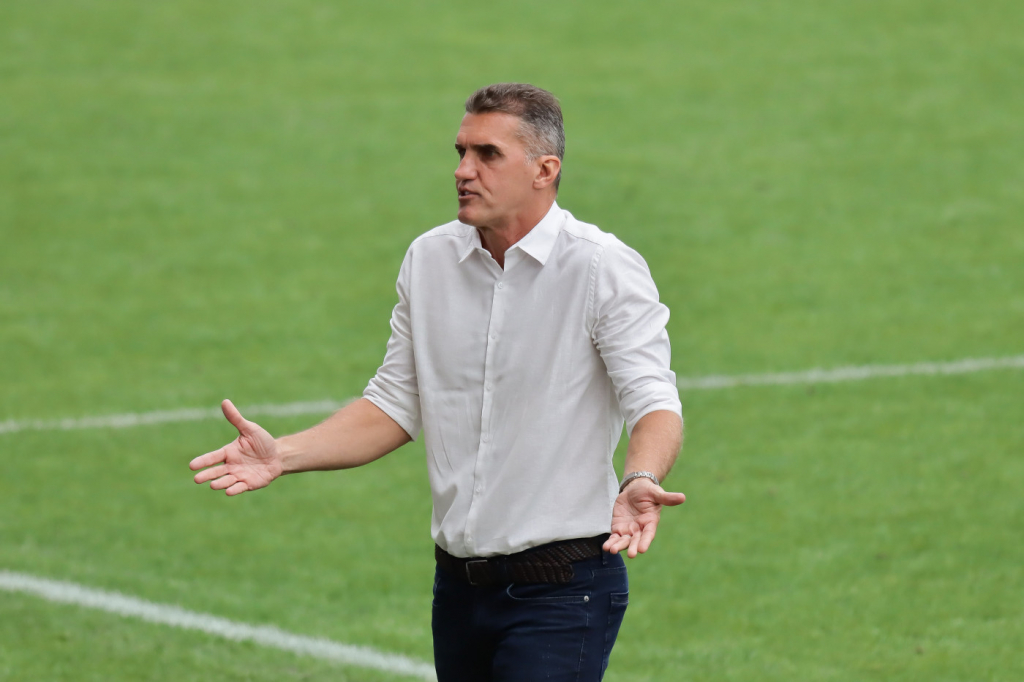 Vagner Mancini diz ter o respaldo da diretoria do Corinthians após protesto da Gaviões da Fiel 