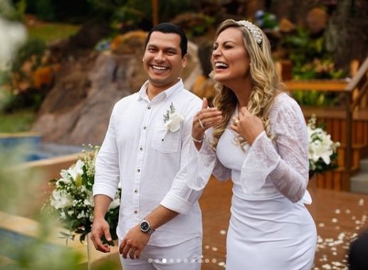 Andressa Urach divulga fotos de casamento com Thiago Lopes: ‘Amor verdadeiro de ambas as partes’