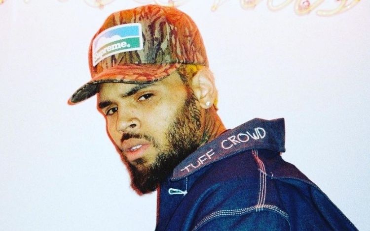 Chris Brown é investigado pela polícia após ser acusado de agredir uma mulher