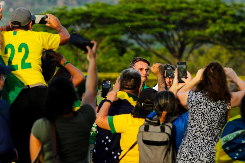 ‘Se Deus quiser, no futuro voltaremos’, discursa Bolsonaro para apoiadores em Fortaleza