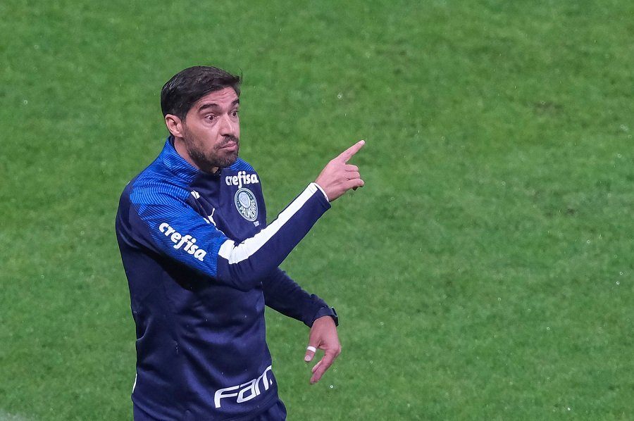 Abel Ferreira exalta momento de Luiz Adriano e comenta interesse do Grêmio